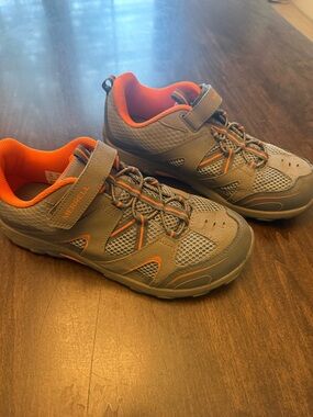 Merrell Kids Gray with Orange Lining Trail Sneaker